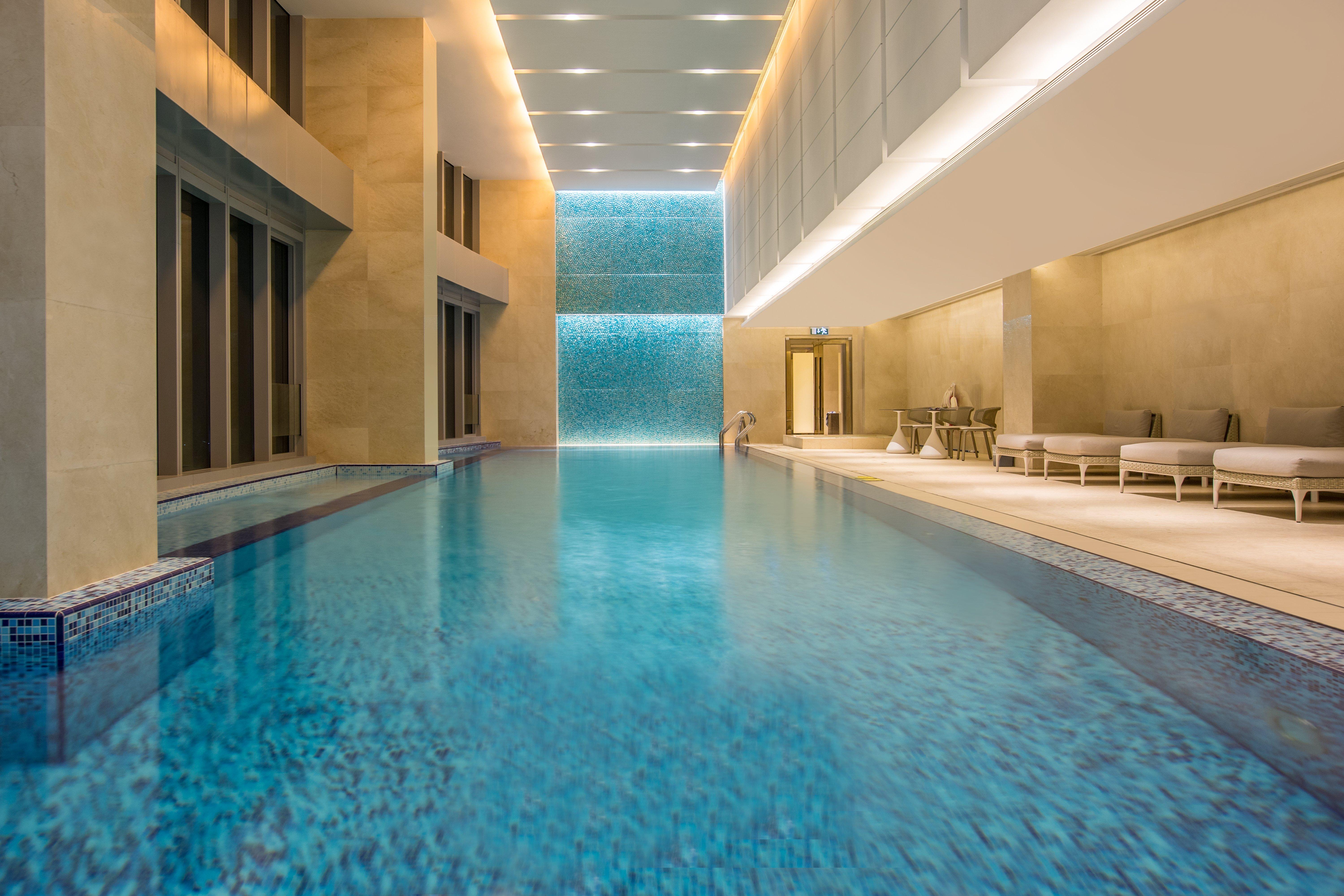 Crowne Plaza Macau By Ihg Otel Dış mekan fotoğraf The swimming pool at The Spa at The Landmark