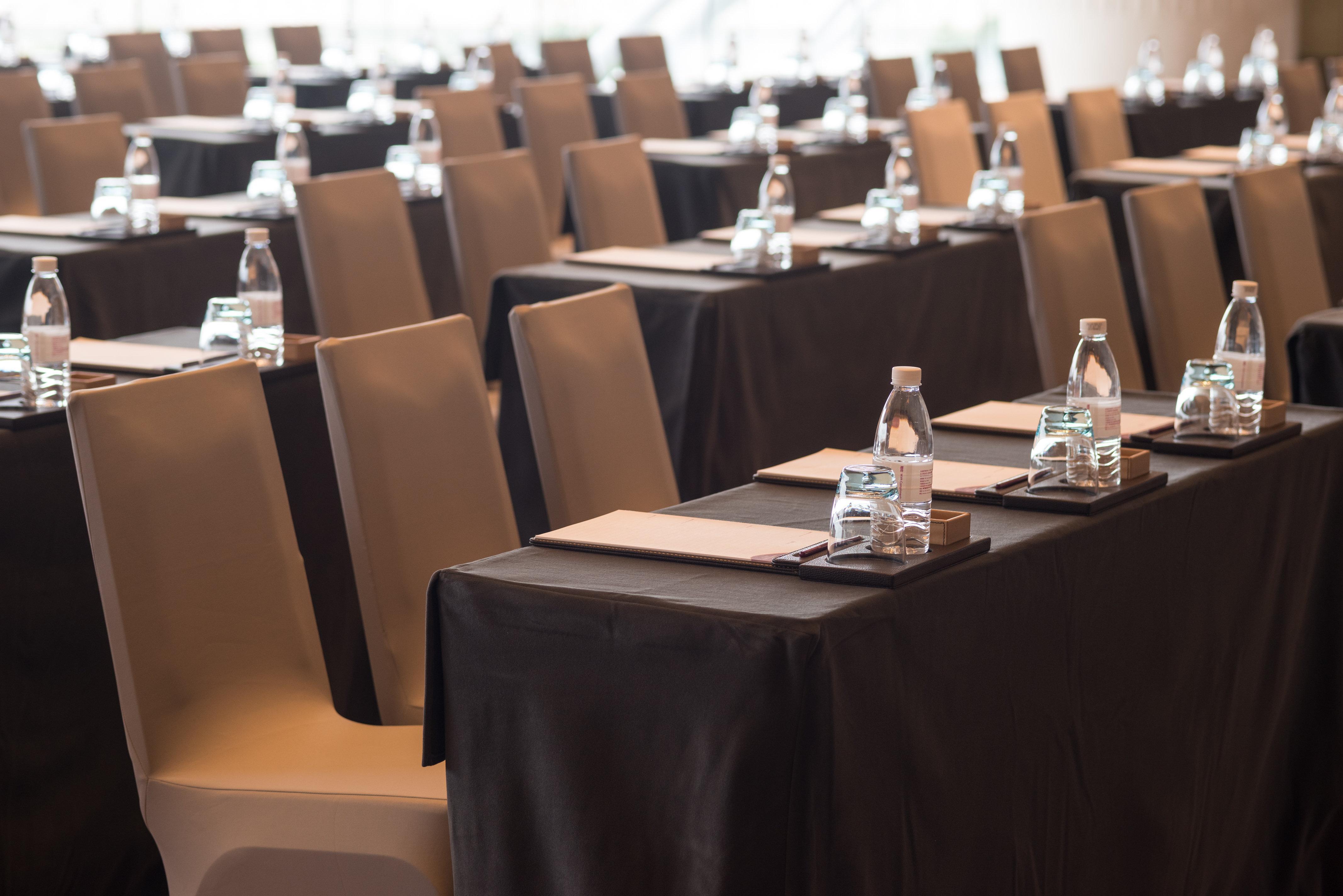 Crowne Plaza Macau By Ihg Otel Dış mekan fotoğraf The conference room of the European Economic and Social Committee
