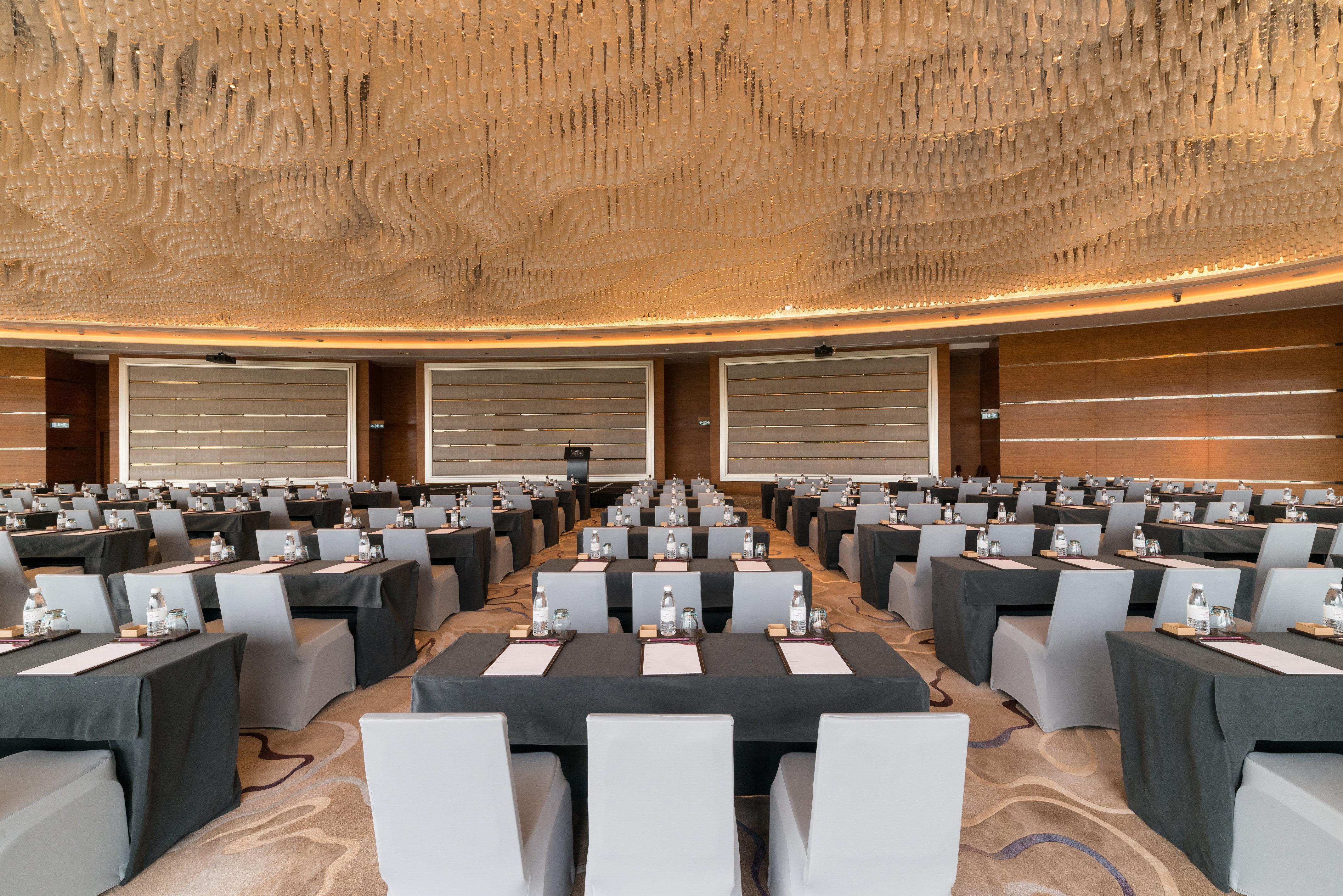 Crowne Plaza Macau By Ihg Otel Dış mekan fotoğraf The meeting room of the World Bank Group