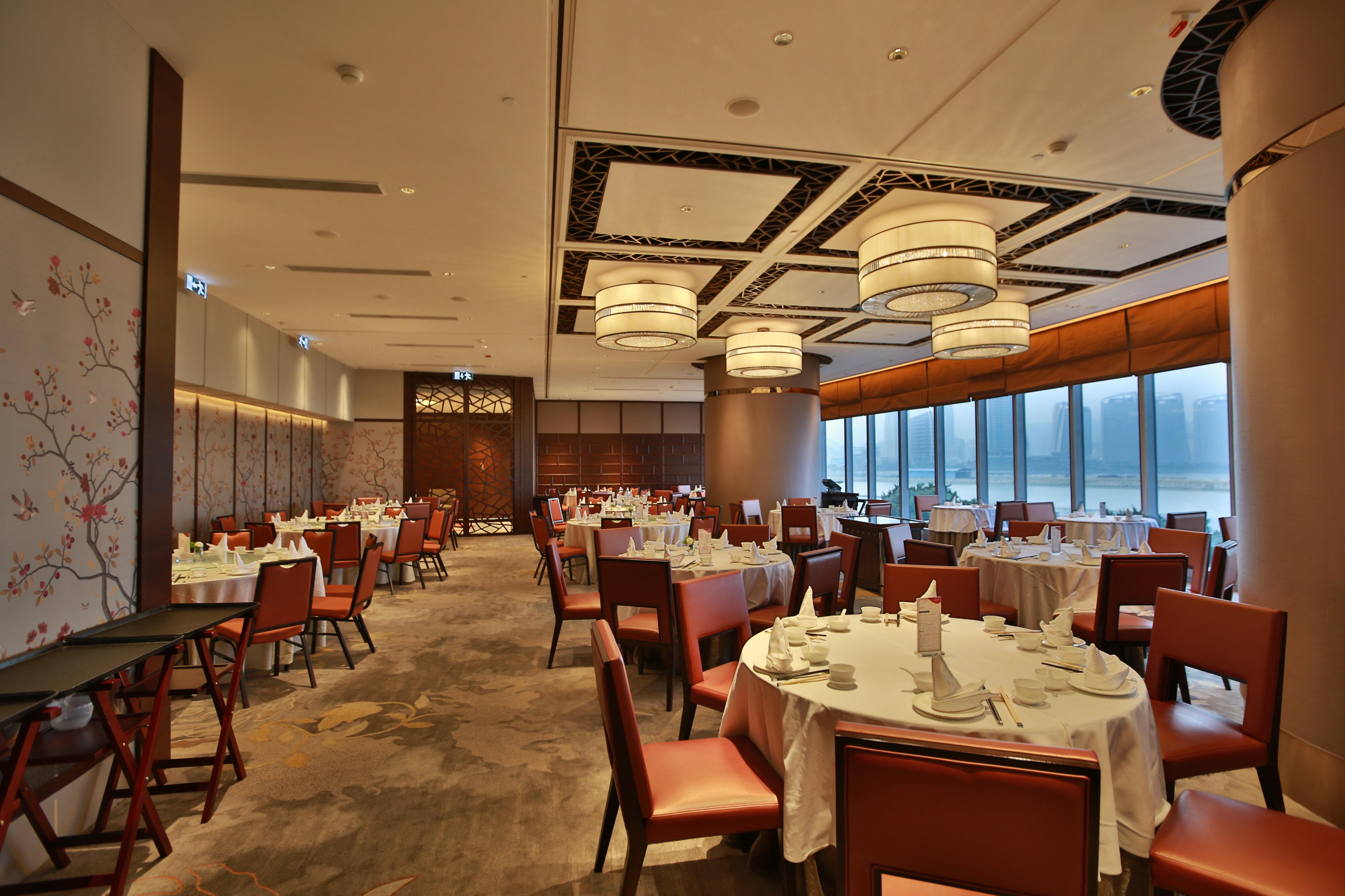 Crowne Plaza Macau By Ihg Otel Dış mekan fotoğraf Interior of the restaurant
