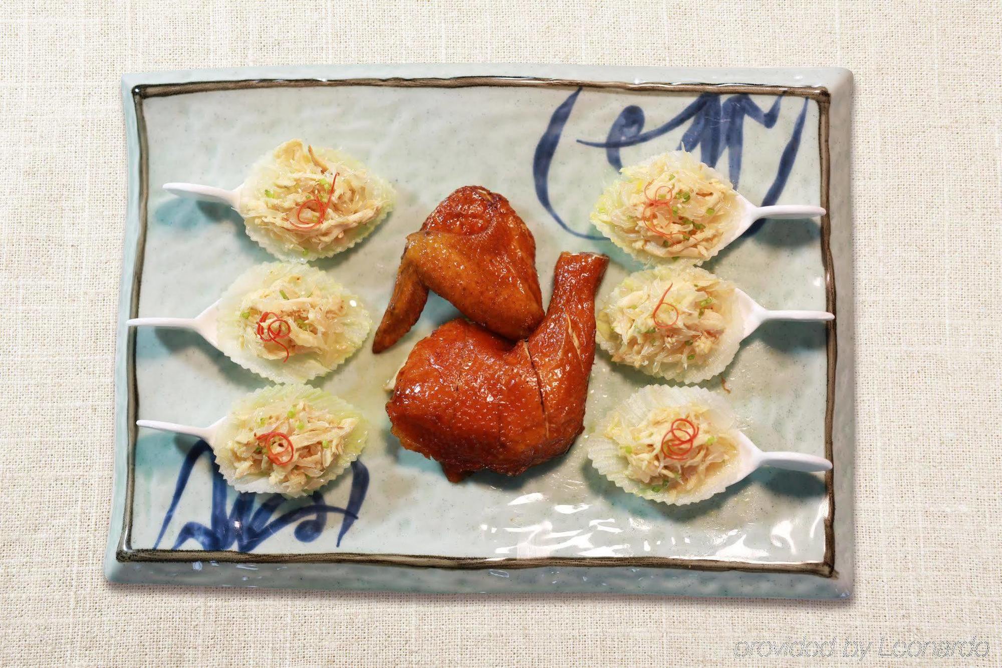 Crowne Plaza Macau By Ihg Otel Dış mekan fotoğraf Chicken and dim sum