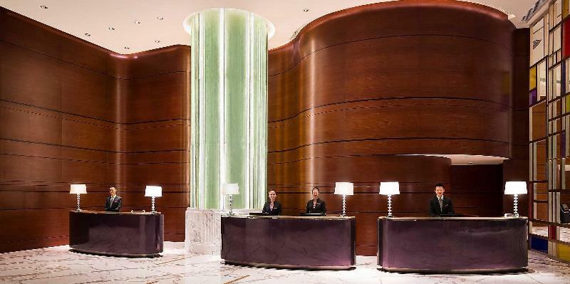 Crowne Plaza Macau By Ihg Otel Dış mekan fotoğraf The lobby of the Ritz-Carlton, Osaka